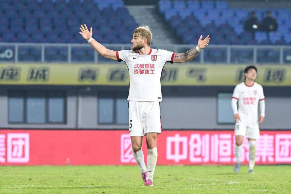 成都蓉城发布备战花絮，窗口期扳平良机，NBA常规赛任务艰巨，训练强度明显提升的简单介绍-开云体育