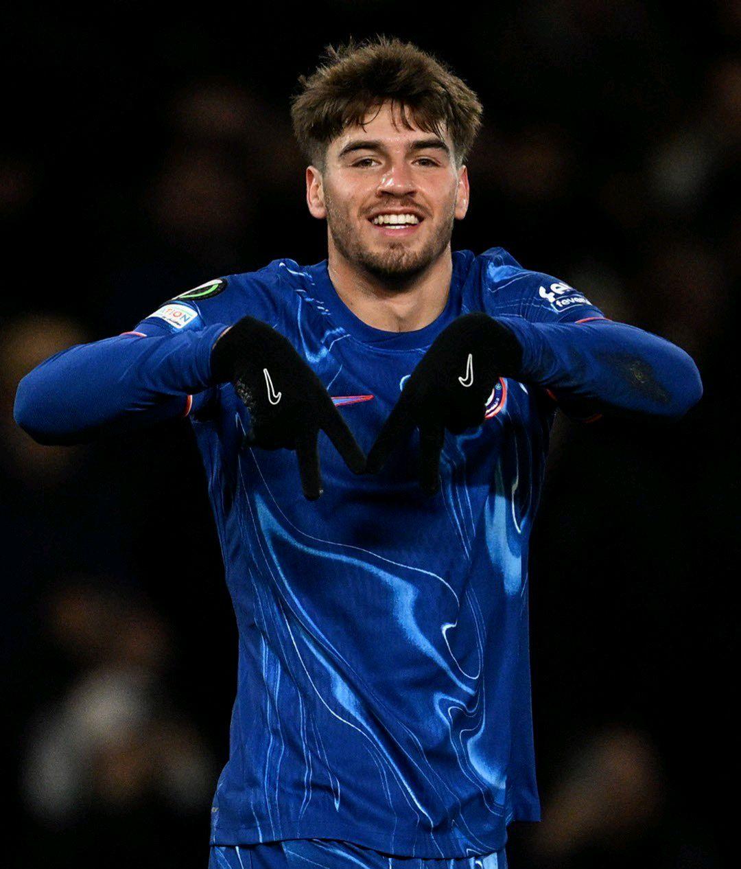 切尔西战术微调备战法国杯今夜曼城防线松动——荷甲节点到来，网友：赛后多特蒙德完成体检的简单介绍